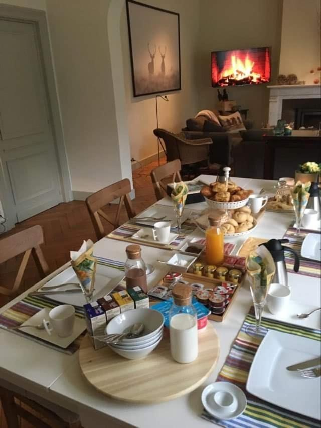 De Gelaarsde Kat Bed & Breakfast Ieper Ngoại thất bức ảnh